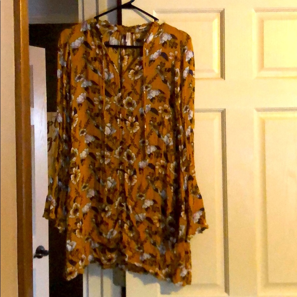 Fun Floral Dress-BARELY WORN-Xhiliration-Gold-S